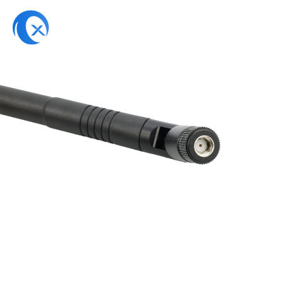Antena Omnidirectional de 915 megahertz LoRaWAN com o conector macho do RP SMA