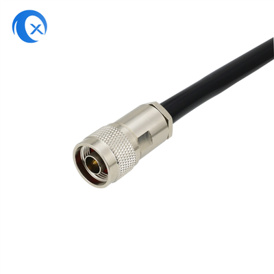 Homem dos conjuntos de cabo coaxial N de LMR 400 RF ao cabo de ligação em ponte fêmea
